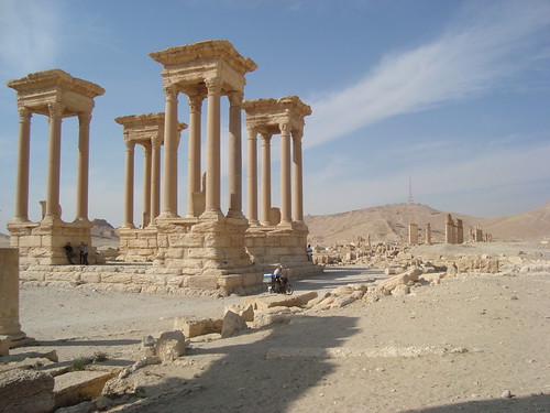 Tetrapylon
