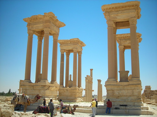 Tetrapylon
