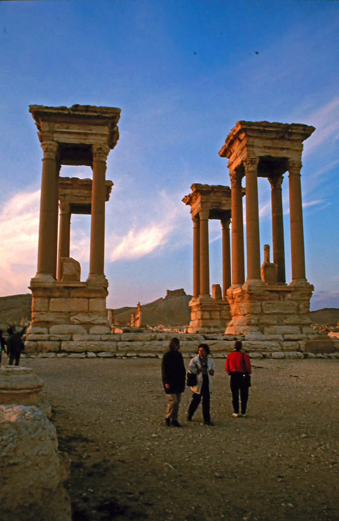 Tetrapylon