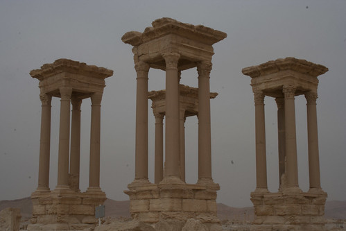 Tetrapylon