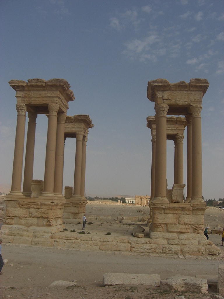 Tetrapylon