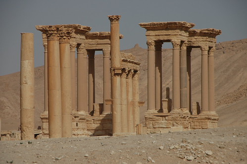 Tetrapylon