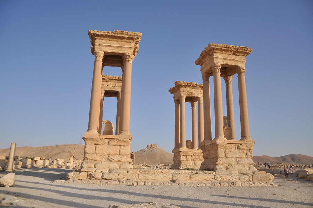Tetrapylon