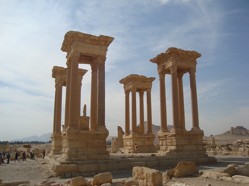 Tetrapylon