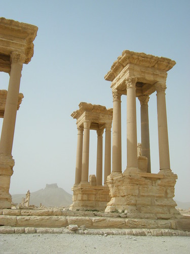 Tetrapylon