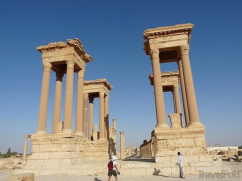 Tetrapylon