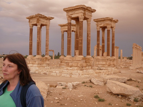 Tetrapylon