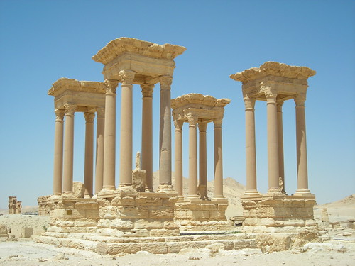 Tetrapylon