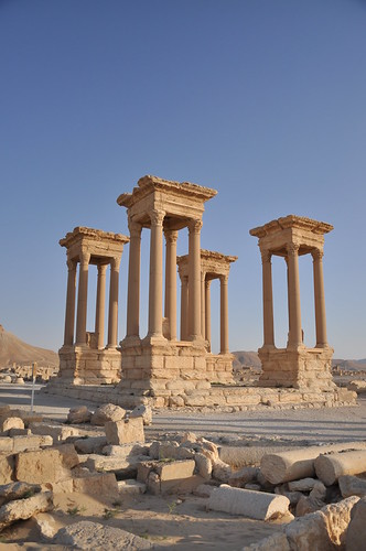 Tetrapylon