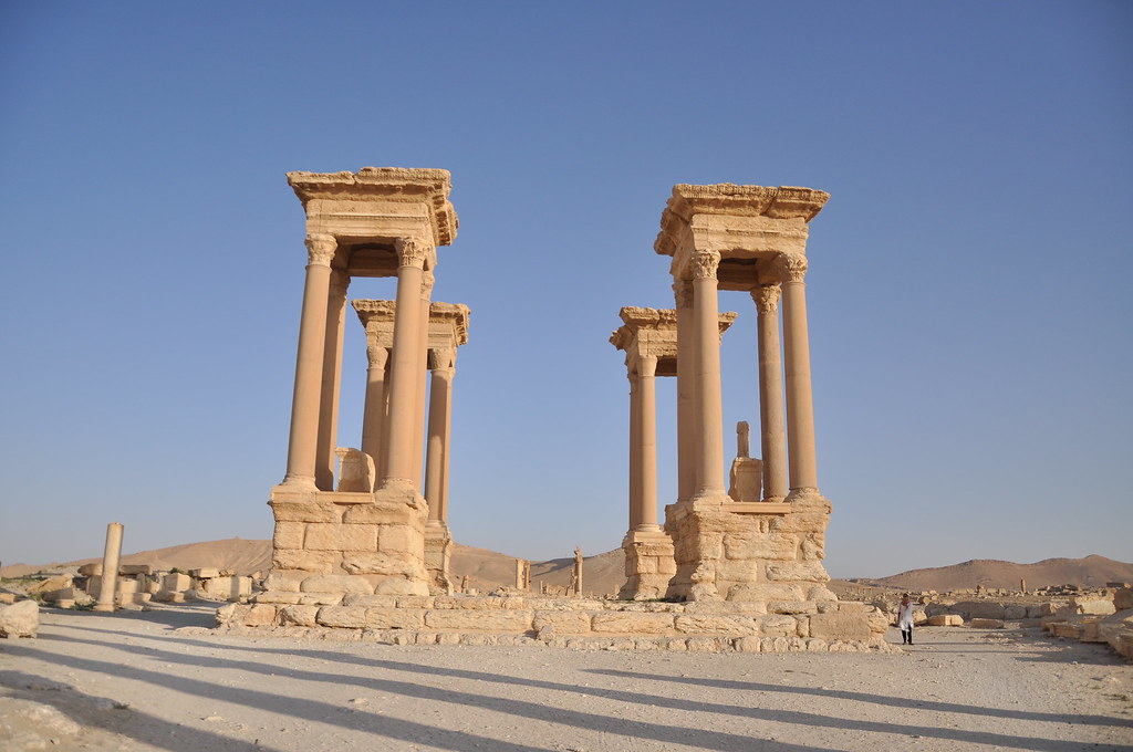 Tetrapylon