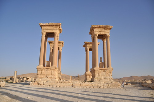 Tetrapylon