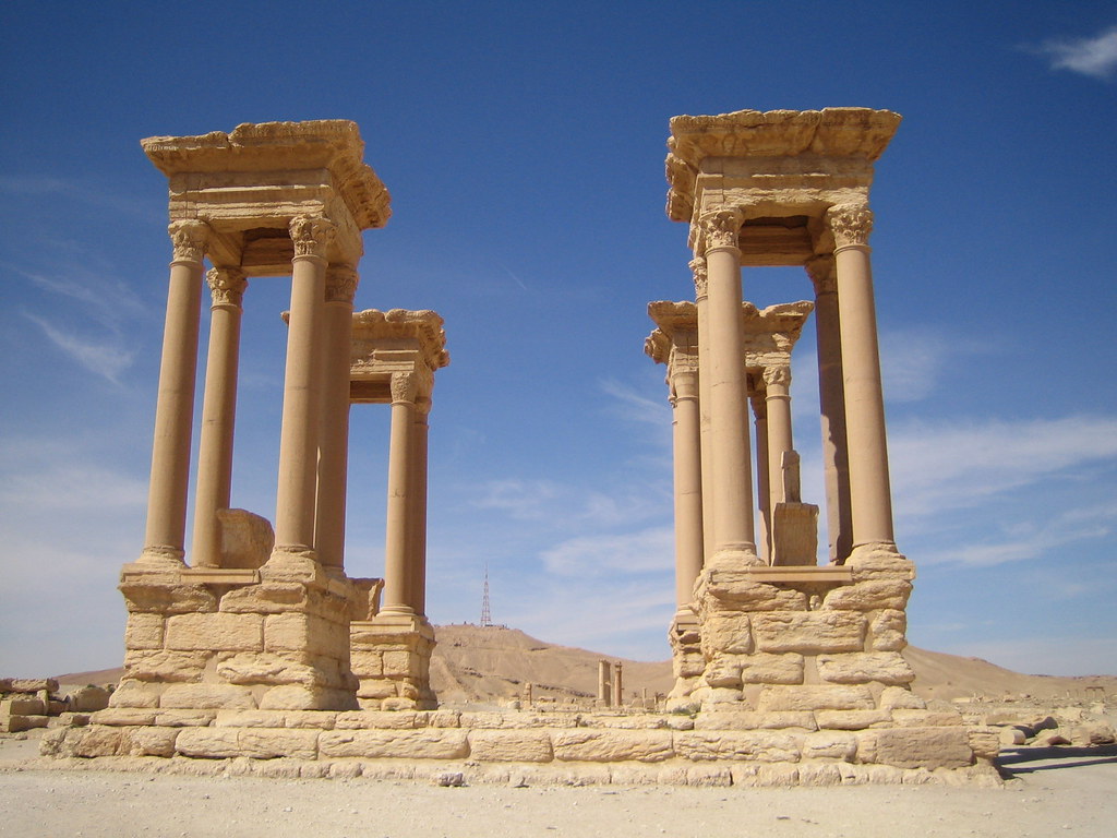 Tetrapylon