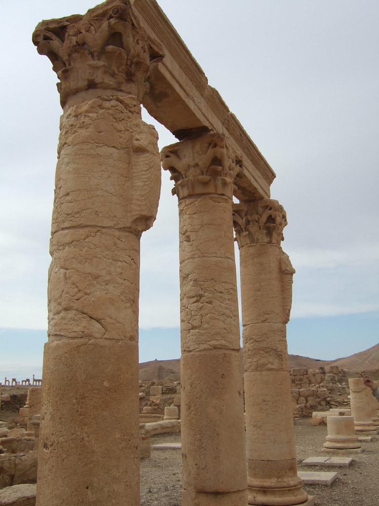 Tetrapylon