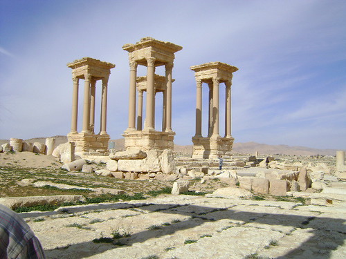 Tetrapylon