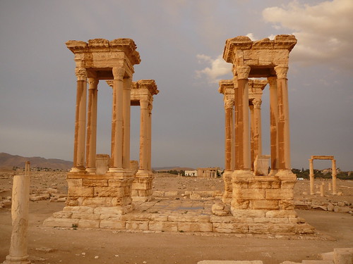 Tetrapylon