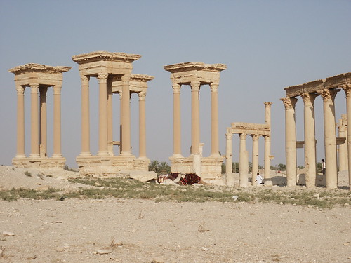 Tetrapylon