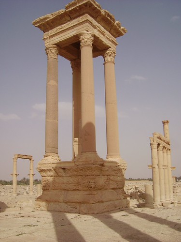 Tetrapylon