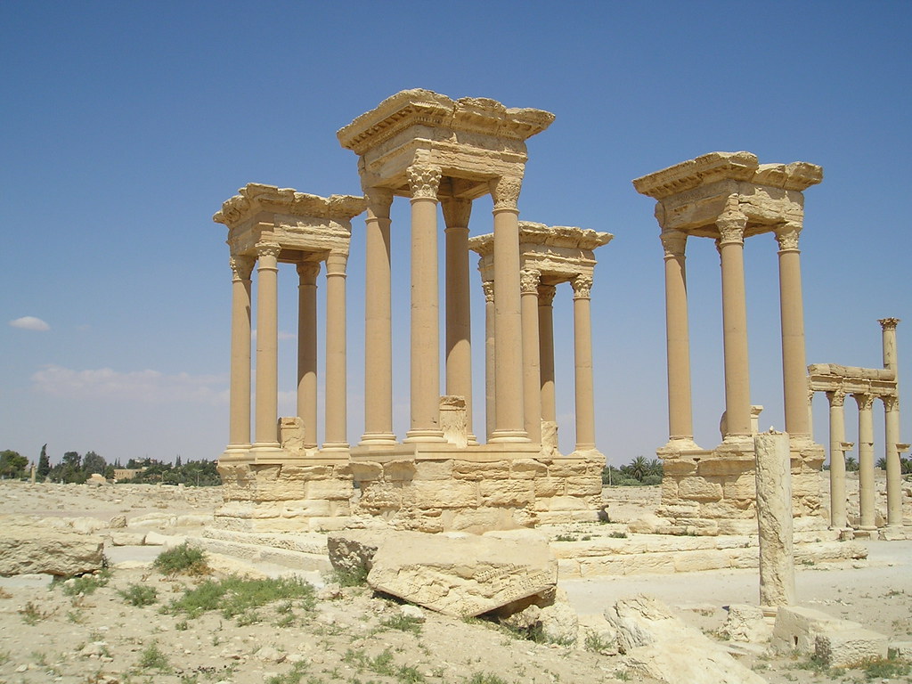 Tetrapylon