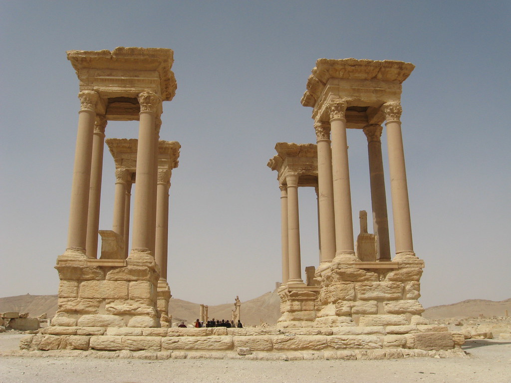 Tetrapylon