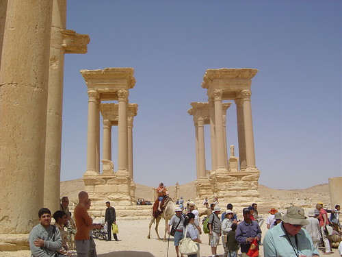 Tetrapylon
