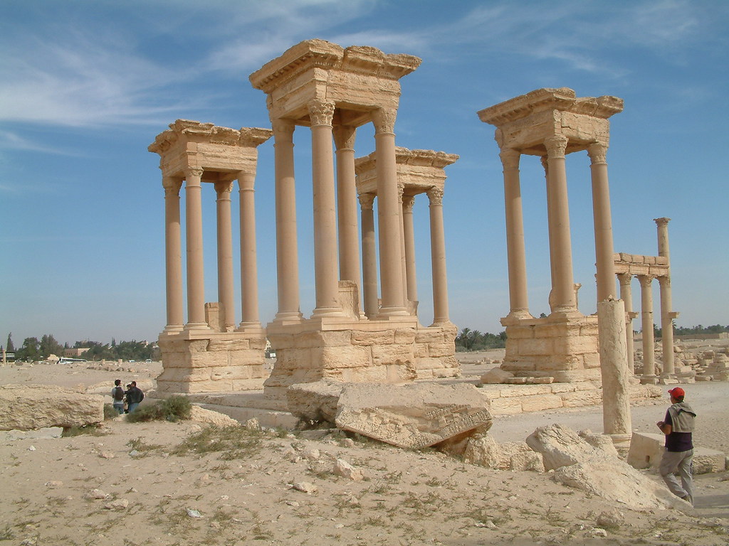 Tetrapylon