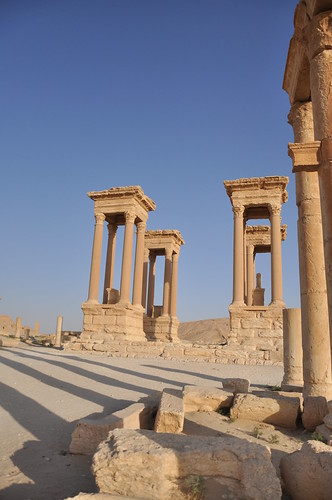 Tetrapylon