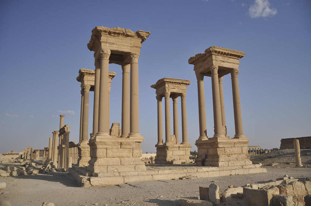 Tetrapylon