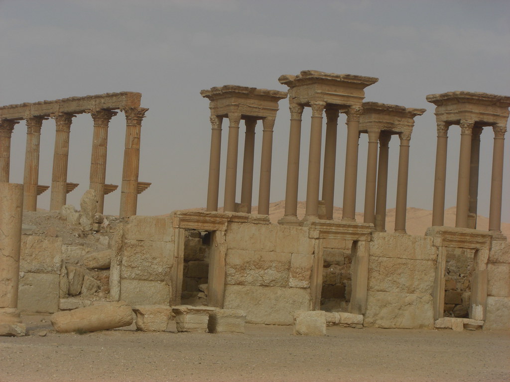 Tetrapylon