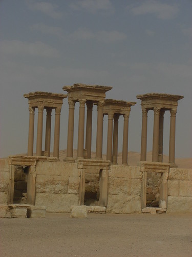 Tetrapylon