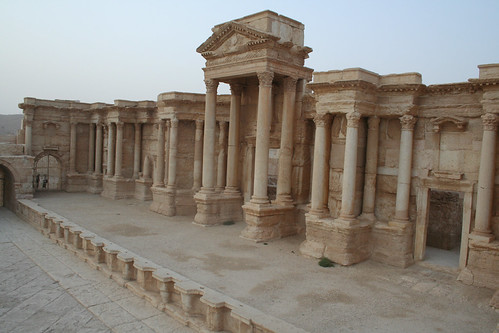 Palmyra - theatre scaenae frons