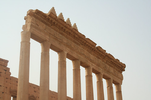 Palmyra - Temple of Bel - cella colonnade with crowstep merlons