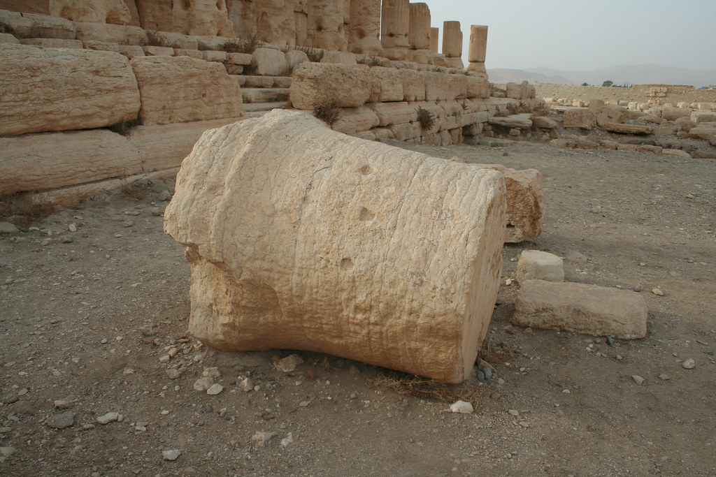 Palmyra - Temple of Bel - Corinthian capital drum with attachment points for metal foliage