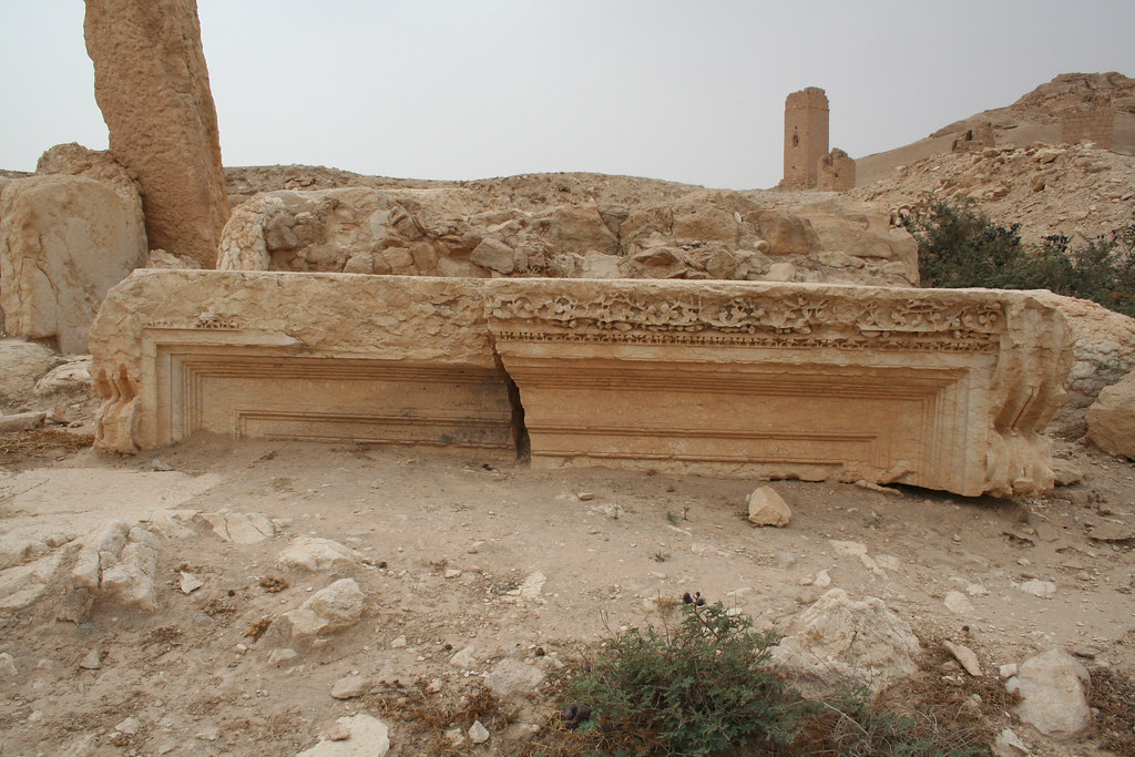 Palmyra - tomb building with radial chambers - inscription